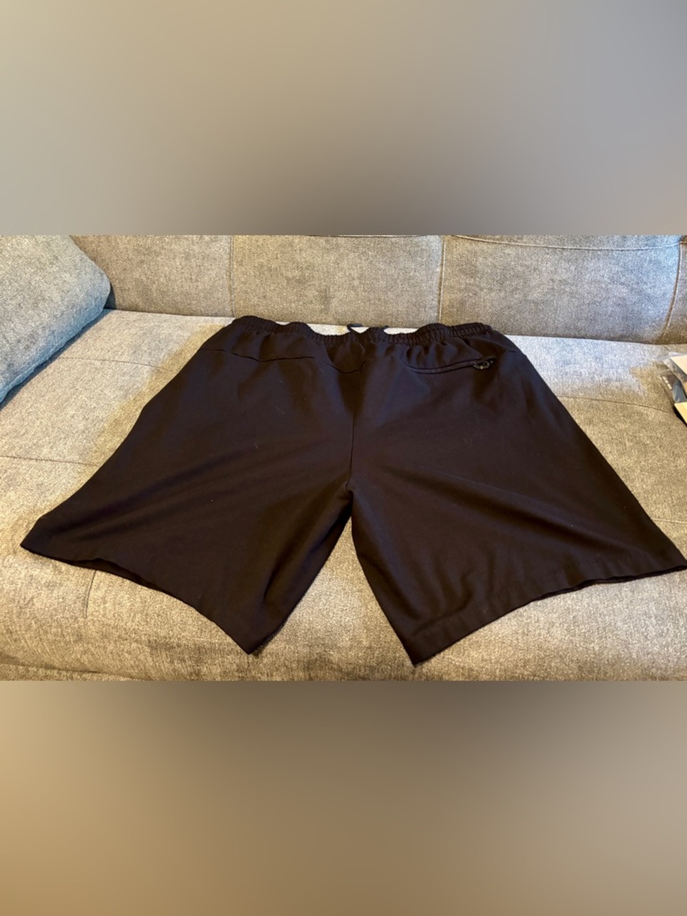 Old Navy Men's Black Athletic Shorts with Zipper Pocket